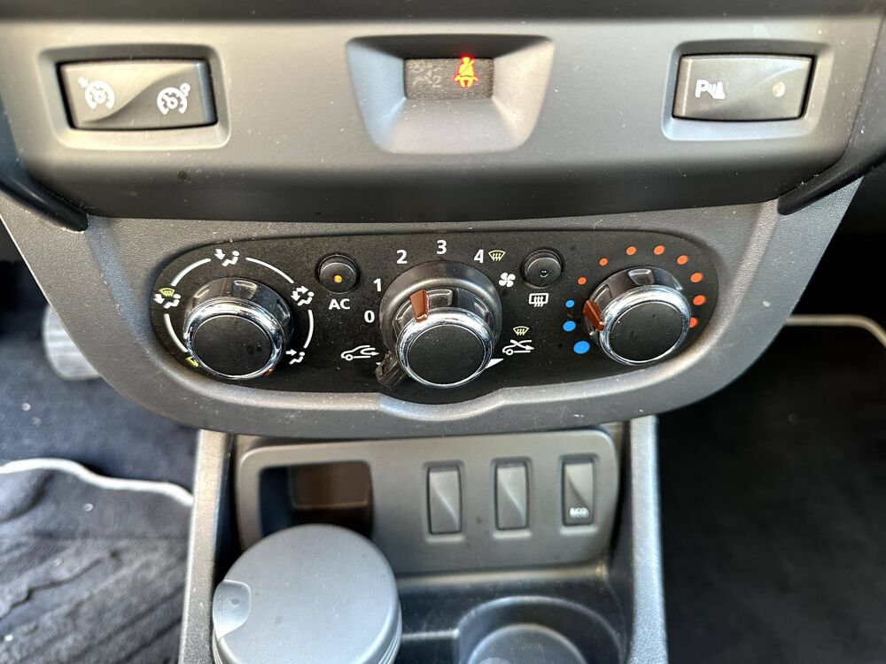 Duster 1.2 TCe 125 Euro6 Prestige 4X2 2015 occasion 17430 Tonnay-Charente