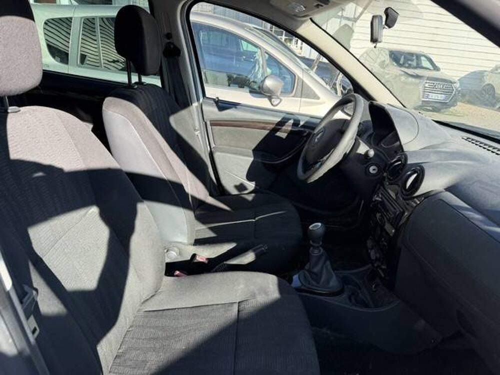 Duster 1.5 dCi 110 FAP Laur&eacute;ate 4x2 2012 occasion 69800 Saint-Priest