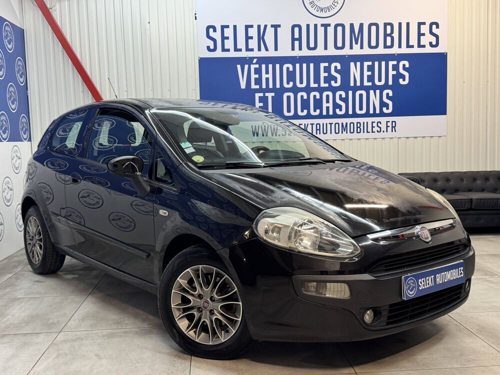 Punto 1.3 Multijet 16v 85ch DPF S&S Dynamic 95g 3p 2011 occasion 38130 &Eacute;chirolles