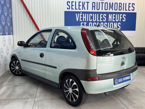 Corsa 1.4 i 16v 90 CH BOITE AUTO 2002 occasion 38130 &Eacute;chirolles