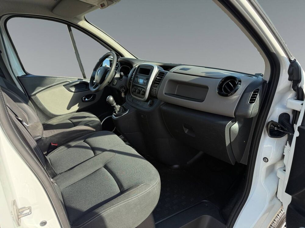 Trafic FGN L1H1 1200 1.6 dCi 95ch Stop&Start Grand Confort Euro6 T 2018 occasion 21600 Longvic