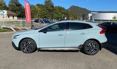 V40 D3 150ch Pro Geartronic 2017 occasion 74330 &Eacute;pagny Metz-Tessy