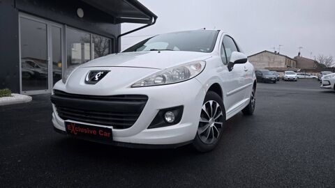 Peugeot 207 1.4 75 CV 2013 occasion Bourg-en-Bresse 01000