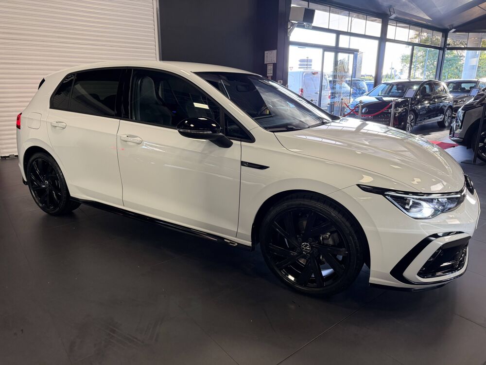 Golf GOLF R-LINE 1.5 ETSI 150CV DSG ATTELAGE HARMANKARDON 2024 occasion 77240 Vert-Saint-Denis