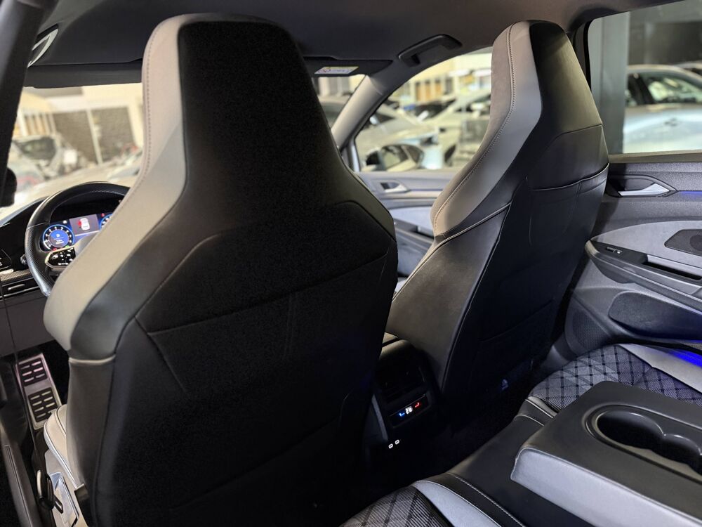 Golf GOLF R-LINE 1.5 ETSI 150CV DSG ATTELAGE HARMANKARDON 2024 occasion 77240 Vert-Saint-Denis