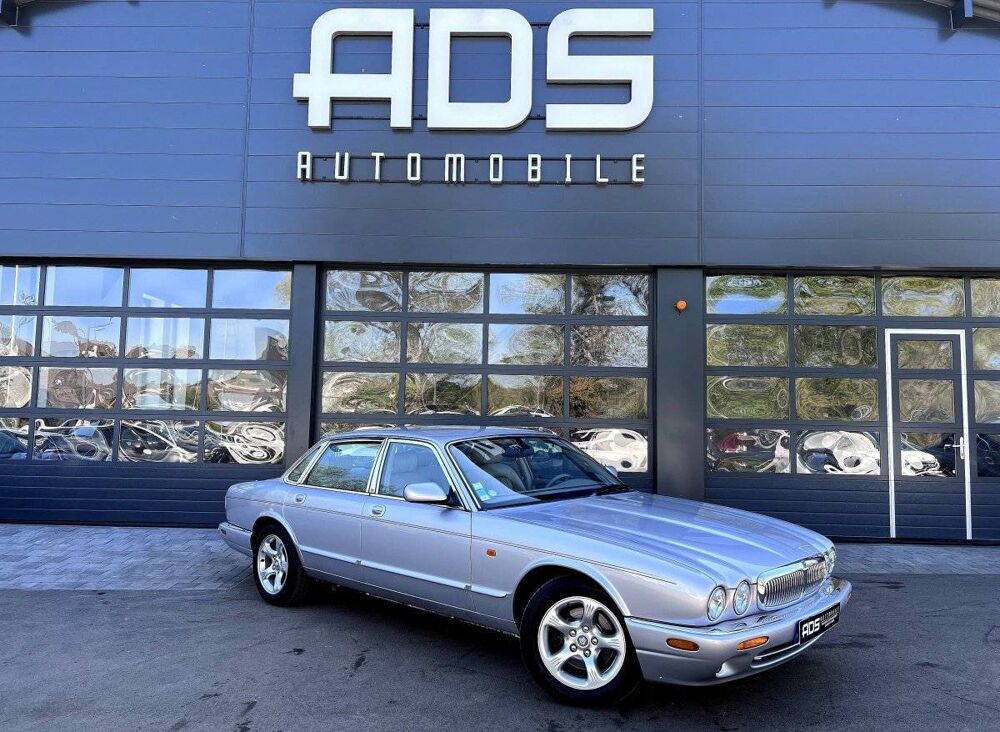 XJ V8 SOVEREIGN A 2001 occasion 57980 Diebling