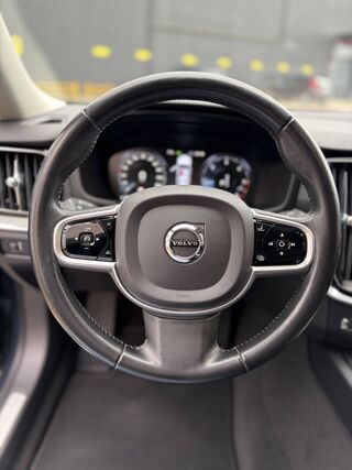 V60 B4 197ch Inscription Luxe Geartronic 8 2022 occasion 49124 Saint-Barth&eacute;lemy-d'Anjou