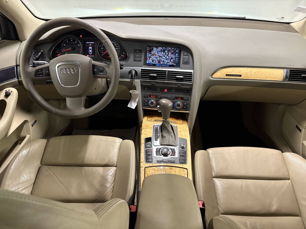 A6 III (C6) 3.2 V6 FSI 255ch Ambition Luxe quattro Tiptronic 2005 occasion 75010 Paris