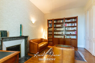  Proprit/chteau  vendre 8 pices 230 m