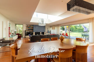  Maison � vendre 5 pi�ces 250 m�