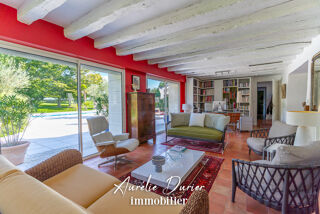  Propriété/château à vendre 13 pièces 620 m²