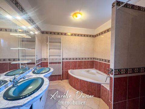  Maison � louer 6 pi�ces 215 m�