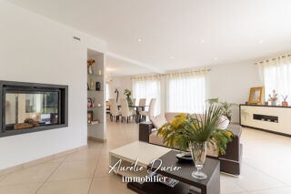  Maison � vendre 6 pi�ces 202 m�