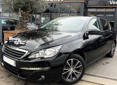 Peugeot 308 II STYLE 1.2 110 S&amp;S PREMIERE MAIN ECRAN TACTILE 56 400 2015 occasion Taverny 95150