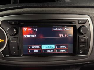 Yaris III 69 VVT-I DESIGN 5P 2012 occasion 95150 Taverny