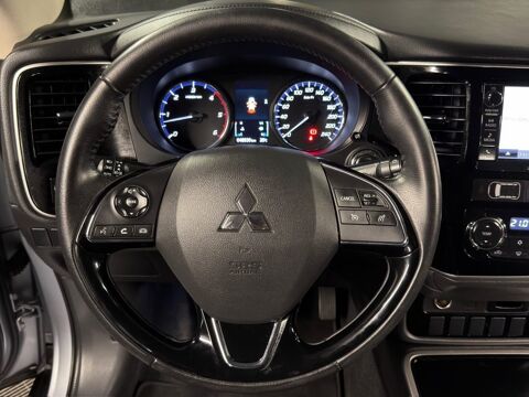 Outlander 2.2 DID150 INVITE 2WD 2017 occasion 95150 Taverny