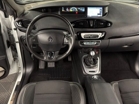 Sc&eacute;nic SC&Eacute;NIC III (JZ0/1_) 1.6 dCi (JZ00, JZ12) 2016 occasion 95150 Taverny