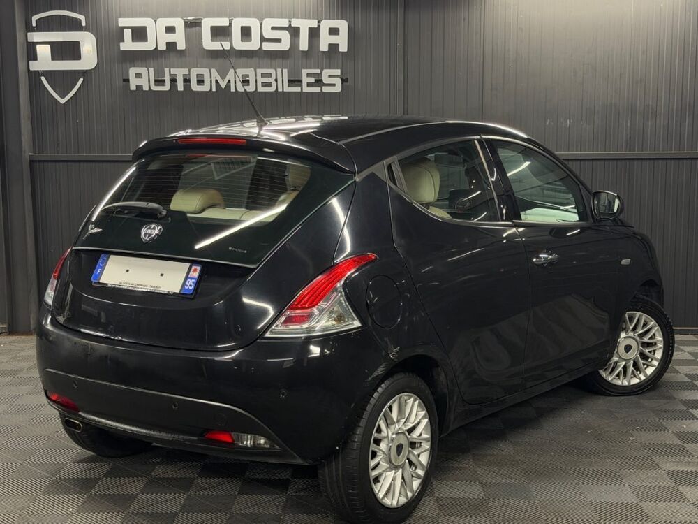 Ypsilon LA18114 2013 occasion 95150 Taverny