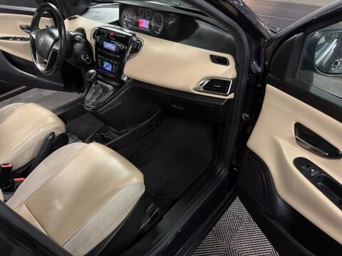 Ypsilon LA18114 2013 occasion 95150 Taverny