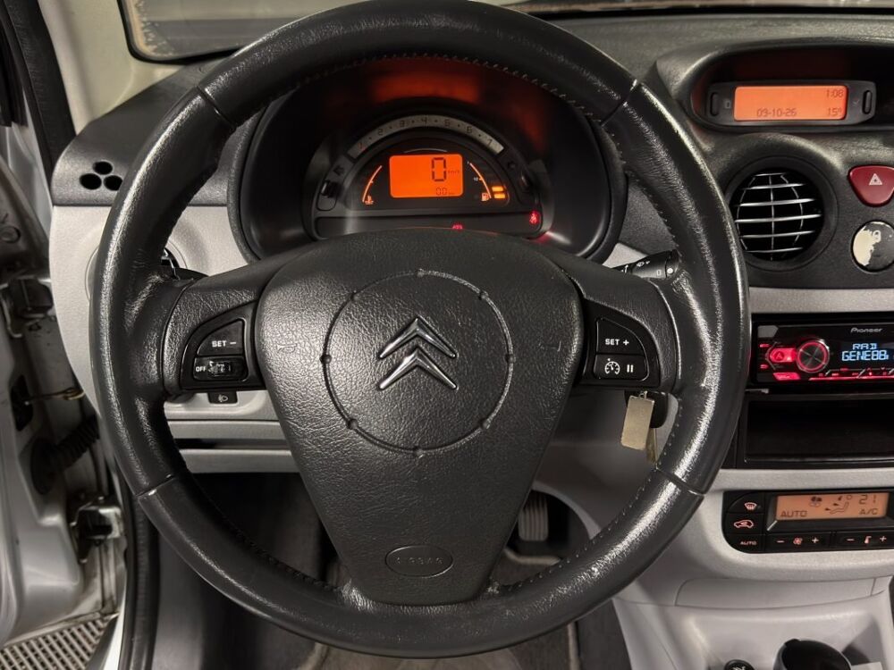 C3 1.4 i 75 Cv EXCLUSIVE 2005 occasion 95150 Taverny