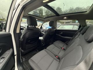 Carens III 1.7 CRDI 136 Cv PREMIUM / 7 PLACES TOIT OUVRANT ECRAN GP 2014 occasion 95150 Taverny