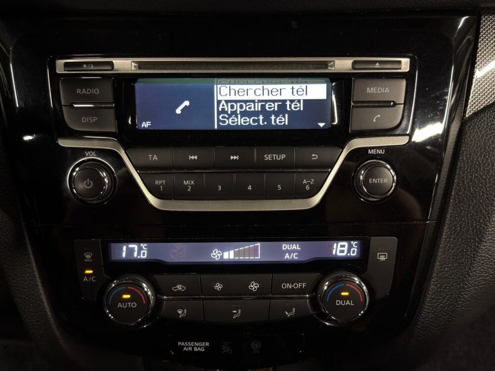 X-Trail III 1.6 DIG-T 163 Cv 5 PLACES ATTELAGE TOIT OUVRANT PANORAMI 2016 occasion 95150 Taverny