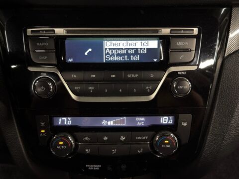 X-Trail III 1.6 DIG-T 163 Cv 5 PLACES ATTELAGE TOIT OUVRANT PANORAMI 2016 occasion 95150 Taverny