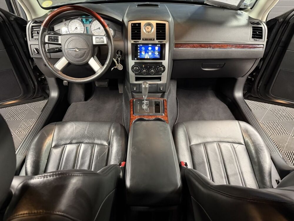 300C 2.7 2009 occasion 95150 Taverny