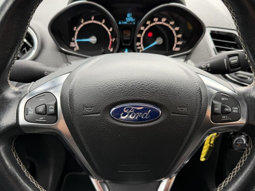 Fiesta 5 V PHASE 2 TITANIUM 1.0 ECOBOOST 100 Cv 1ERE MAIN / 5 PORTE 2016 occasion 95150 Taverny