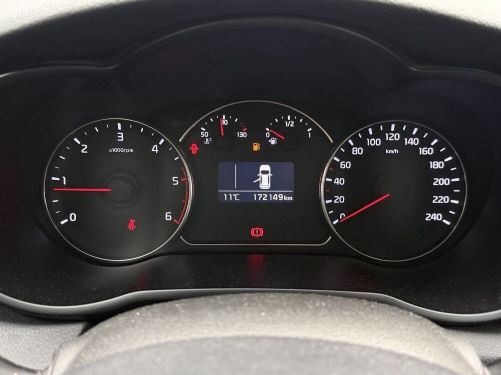 Carens III 1.7 CRDI 136 Cv PREMIUM / 7 PLACES TOIT OUVRANT ECRAN GP 2014 occasion 95150 Taverny