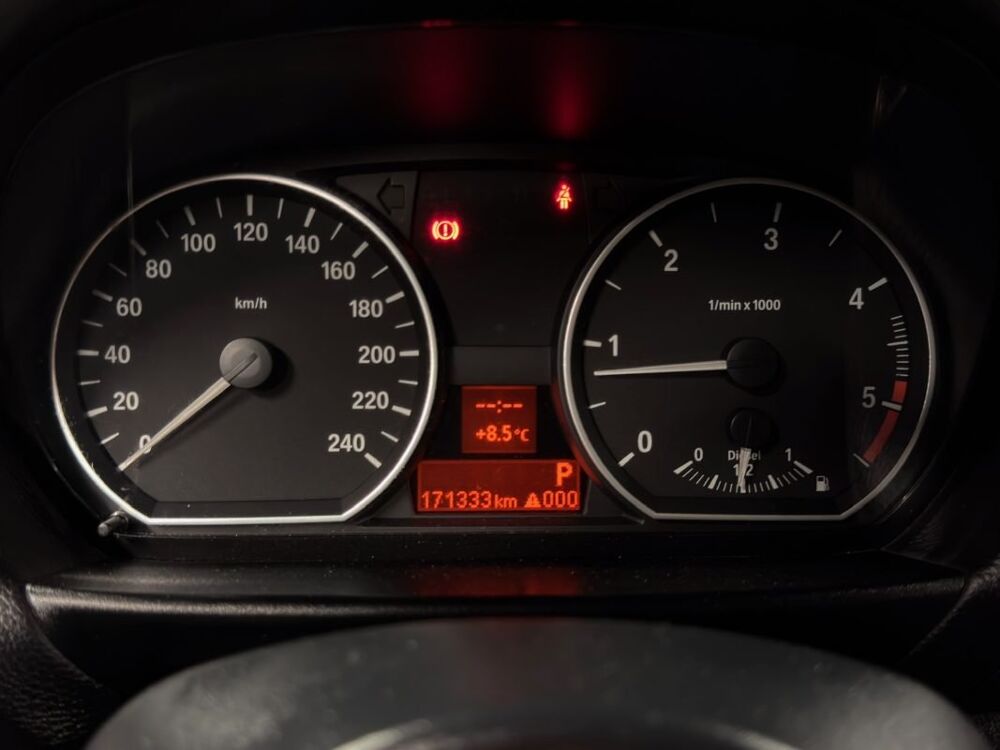 S&eacute;rie 1 SERIE E87 PHASE 2 LCI 2.0 d 143 Cv 2008 occasion 95150 Taverny