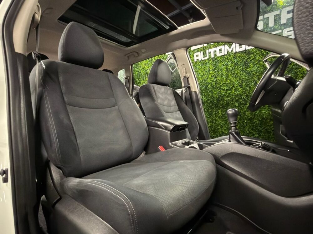 X-Trail III 1.6 DIG-T 163 Cv 5 PLACES ATTELAGE TOIT OUVRANT PANORAMI 2016 occasion 95150 Taverny