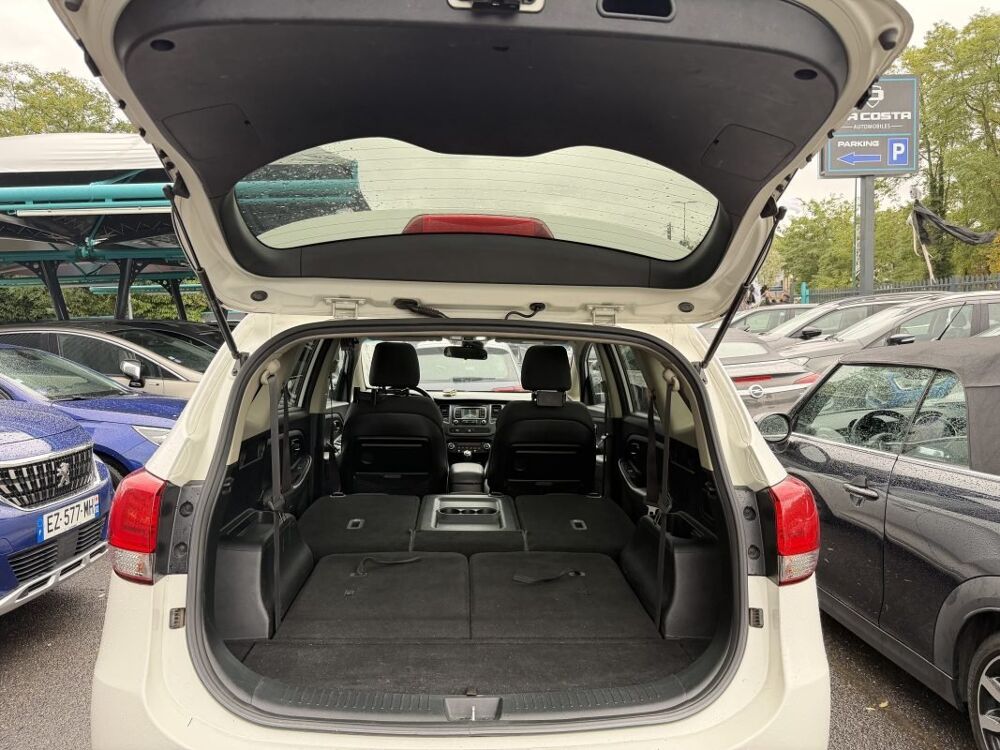 Carens III 1.7 CRDI 136 Cv PREMIUM / 7 PLACES TOIT OUVRANT ECRAN GP 2014 occasion 95150 Taverny