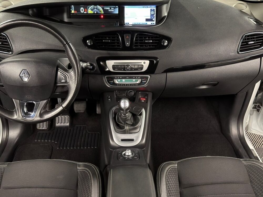 Sc&eacute;nic SC&Eacute;NIC III (JZ0/1_) 1.6 dCi (JZ00, JZ12) 2016 occasion 95150 Taverny