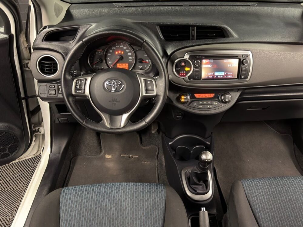 Yaris III 69 VVT-I DESIGN 5P 2012 occasion 95150 Taverny