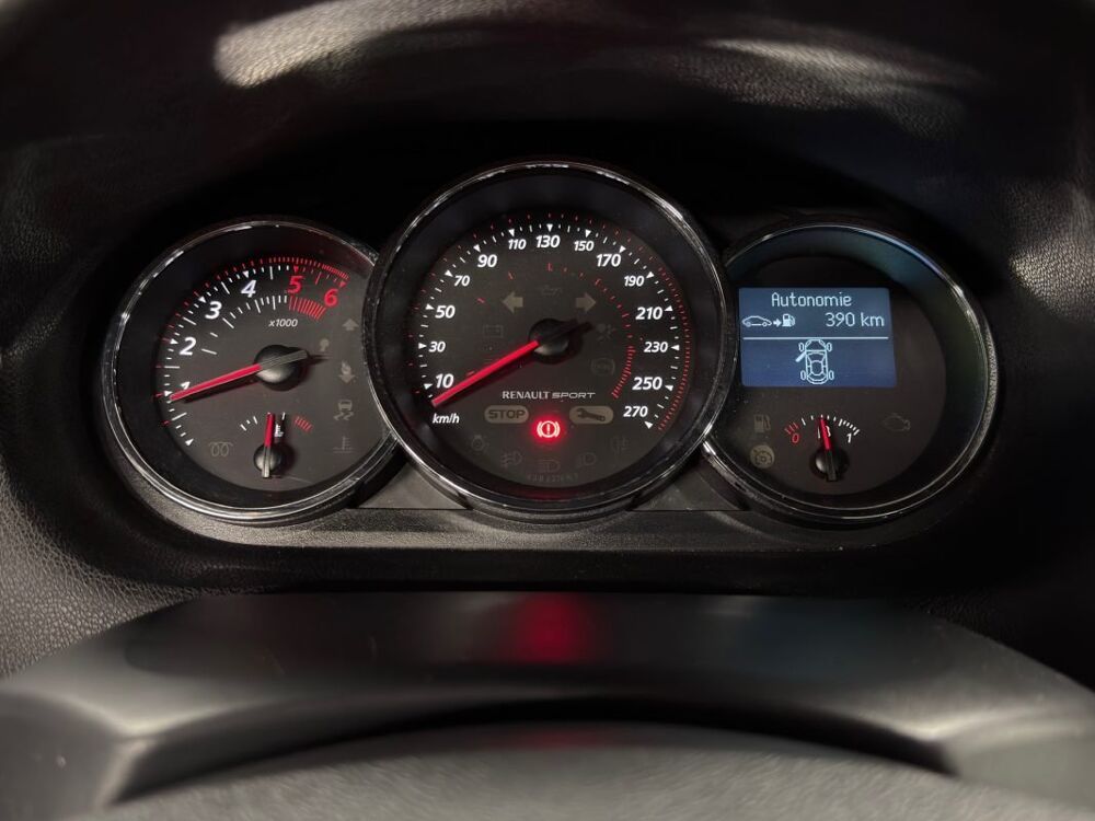 M&eacute;gane 3 III PHASE 2 COUPE GT LINE 1.6 DCI 130 Cv ECRAN GPS / TOIT 2012 occasion 95150 Taverny