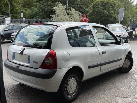 Clio II PHASE 2 SOCIETE 1.5 DCI 65 Cv 2 PLACES / CLIMATISATION 2005 occasion 95150 Taverny