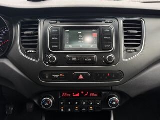 Carens III 1.7 CRDI 136 Cv PREMIUM / 7 PLACES TOIT OUVRANT ECRAN GP 2014 occasion 95150 Taverny