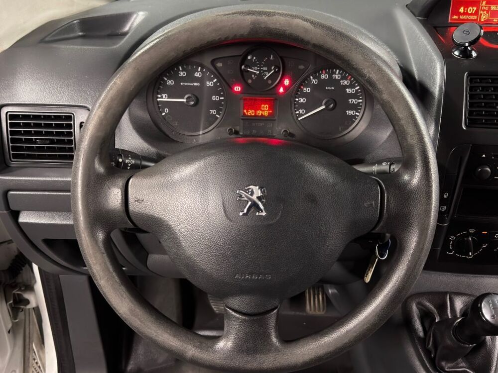 Expert tepee 1.6 HDI 90 Cv L1H1 CLIMATISATION / 3 PLACES 2013 occasion 95150 Taverny