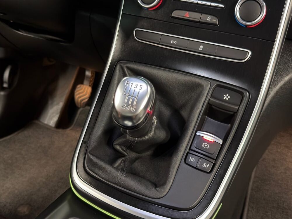 Sc&eacute;nic GRAND 4 IV INTENS 1.6 DCI 130 Cv - GARANTIE 1 AN 2017 occasion 95150 Taverny