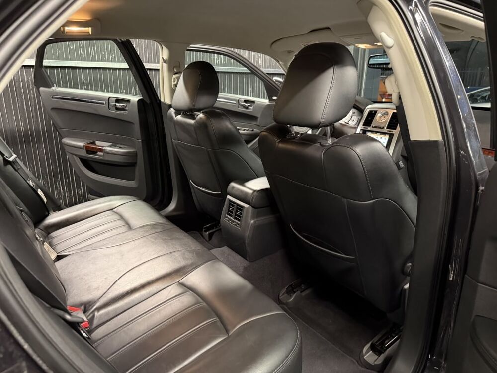300C 2.7 2009 occasion 95150 Taverny