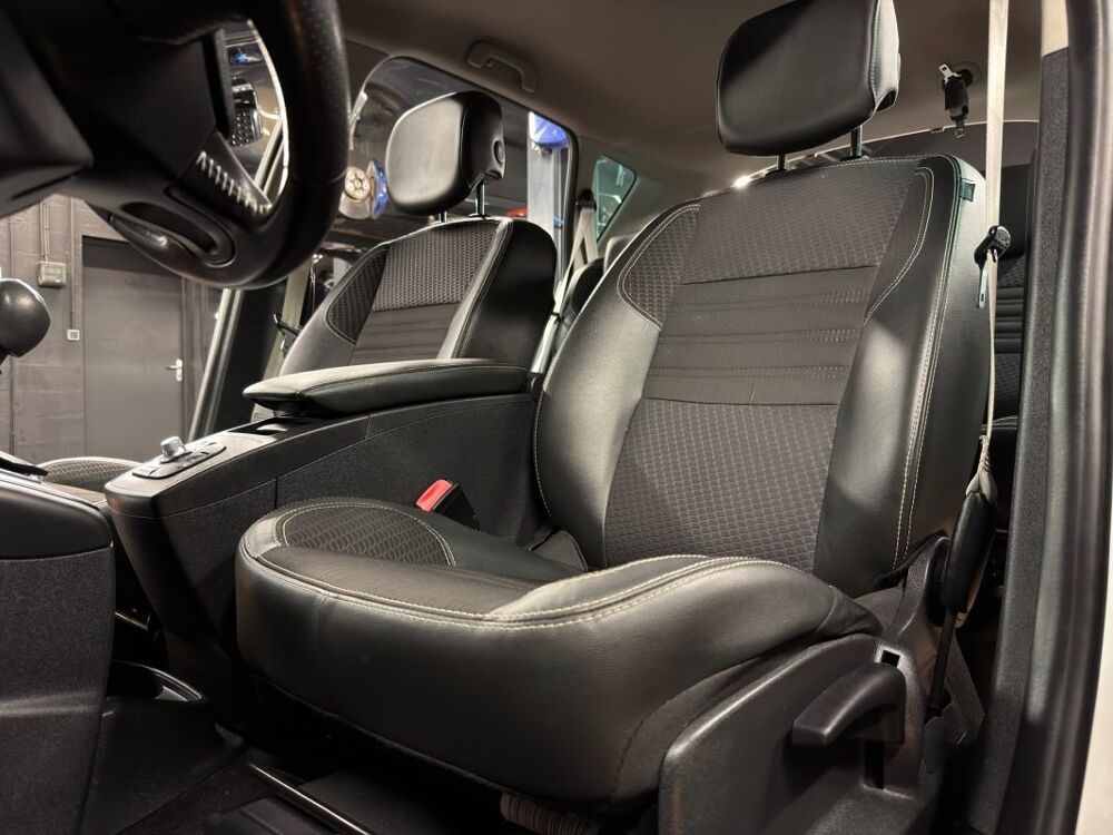 Sc&eacute;nic SCENICIII 1.5 DCI 110 AUTHENTIQUE 2014 occasion 95150 Taverny