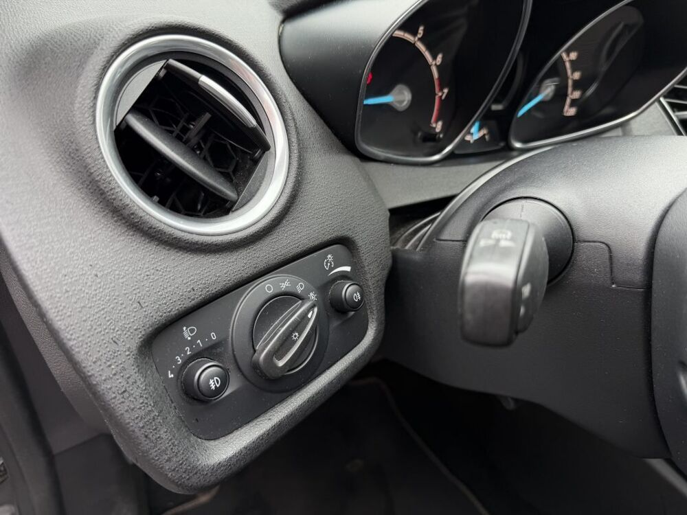 Fiesta 5 V PHASE 2 TITANIUM 1.0 ECOBOOST 100 Cv 1ERE MAIN / 5 PORTE 2016 occasion 95150 Taverny