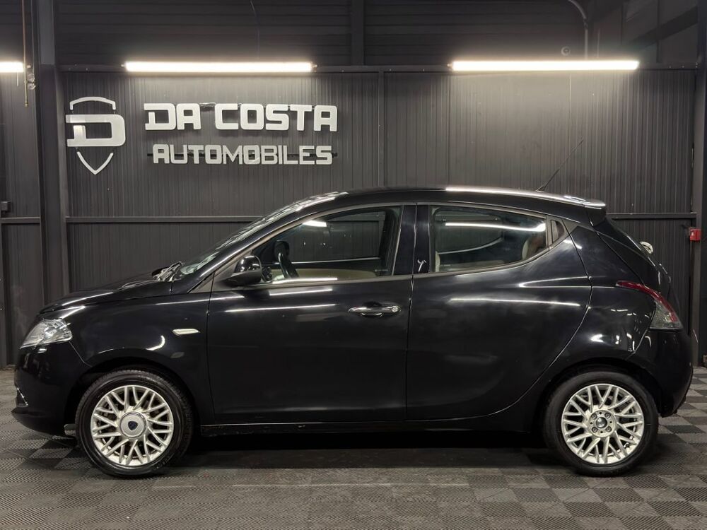 Ypsilon LA18114 2013 occasion 95150 Taverny