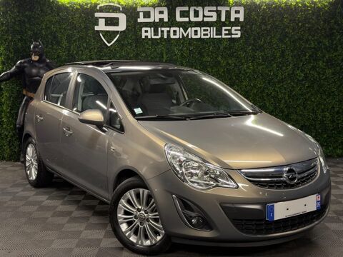 Corsa IV PHASE 2 COSMO 1.4 TURBO TWINPORT 120 TOIT OUVRANT ECRAN G 2012 occasion 95150 Taverny