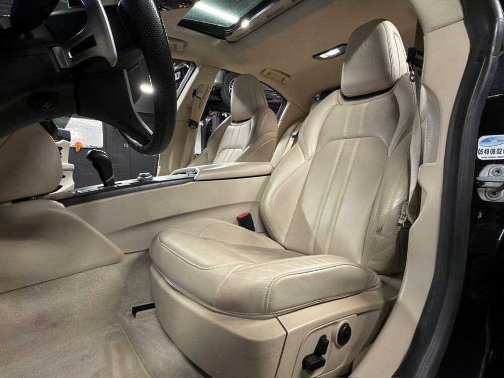 Ghibli 3.0 D 2987cm3 275cv 2017 occasion 95150 Taverny