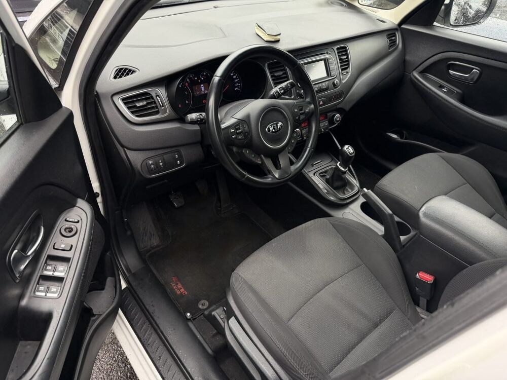 Carens III 1.7 CRDI 136 Cv PREMIUM / 7 PLACES TOIT OUVRANT ECRAN GP 2014 occasion 95150 Taverny