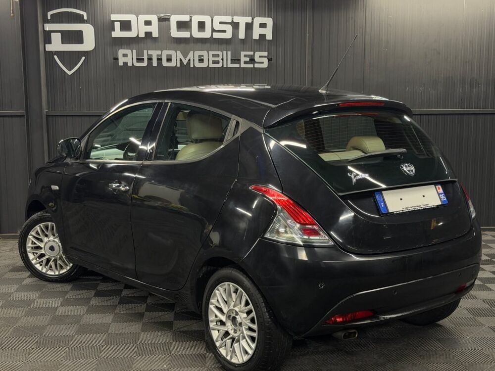 Ypsilon LA18114 2013 occasion 95150 Taverny