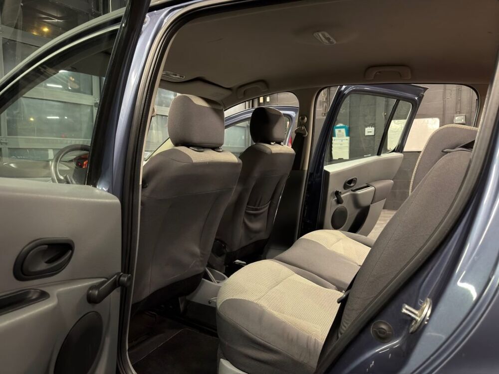 Modus 1.4 16V PACK AUTHENTIQUE 2006 occasion 95150 Taverny