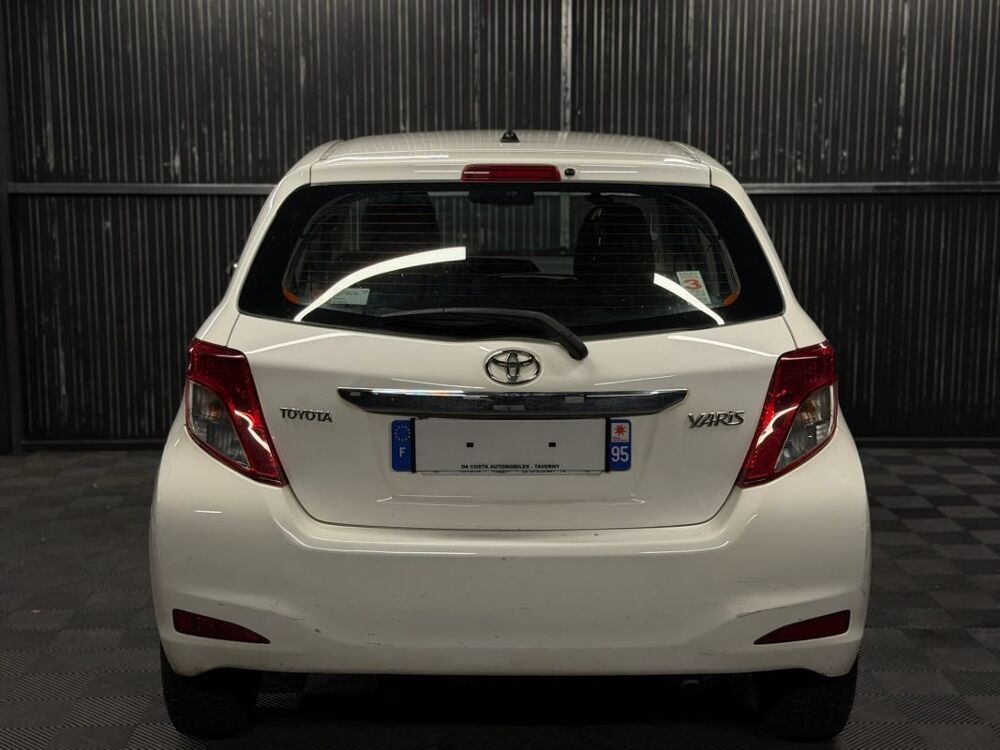 Yaris III 69 VVT-I DESIGN 5P 2012 occasion 95150 Taverny